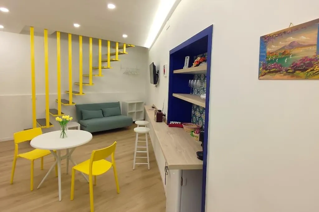 Ricomincio Da 3 - La Tua Casa Nel Cuore Di Napoli Italy